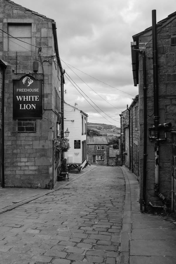 The Cross Inn Hebden Bridge Bagian luar foto